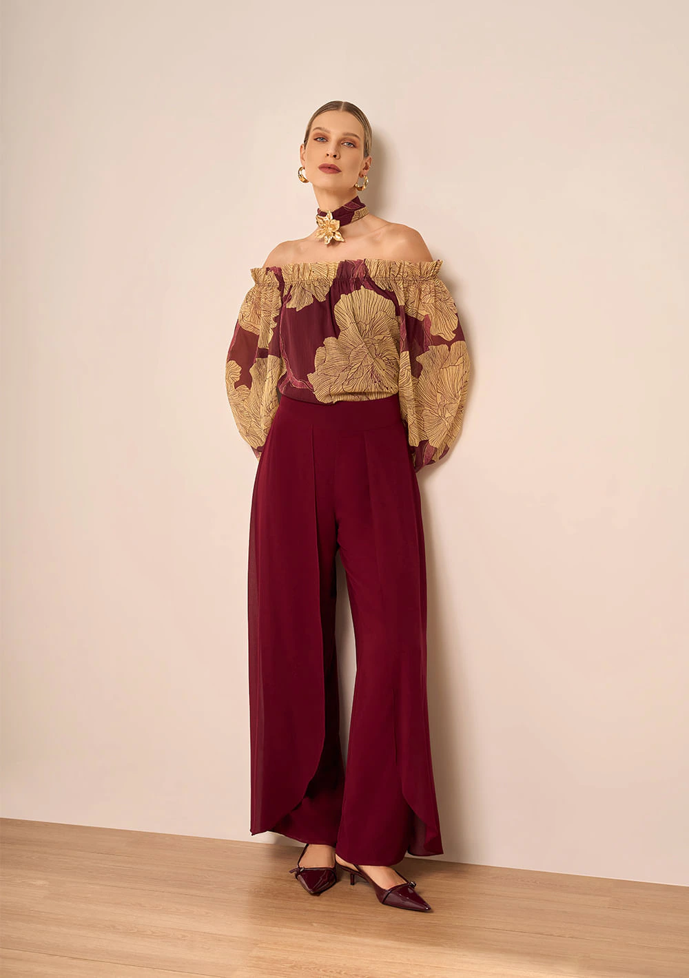 Blusa Ombro a Ombro Camélia Bordo