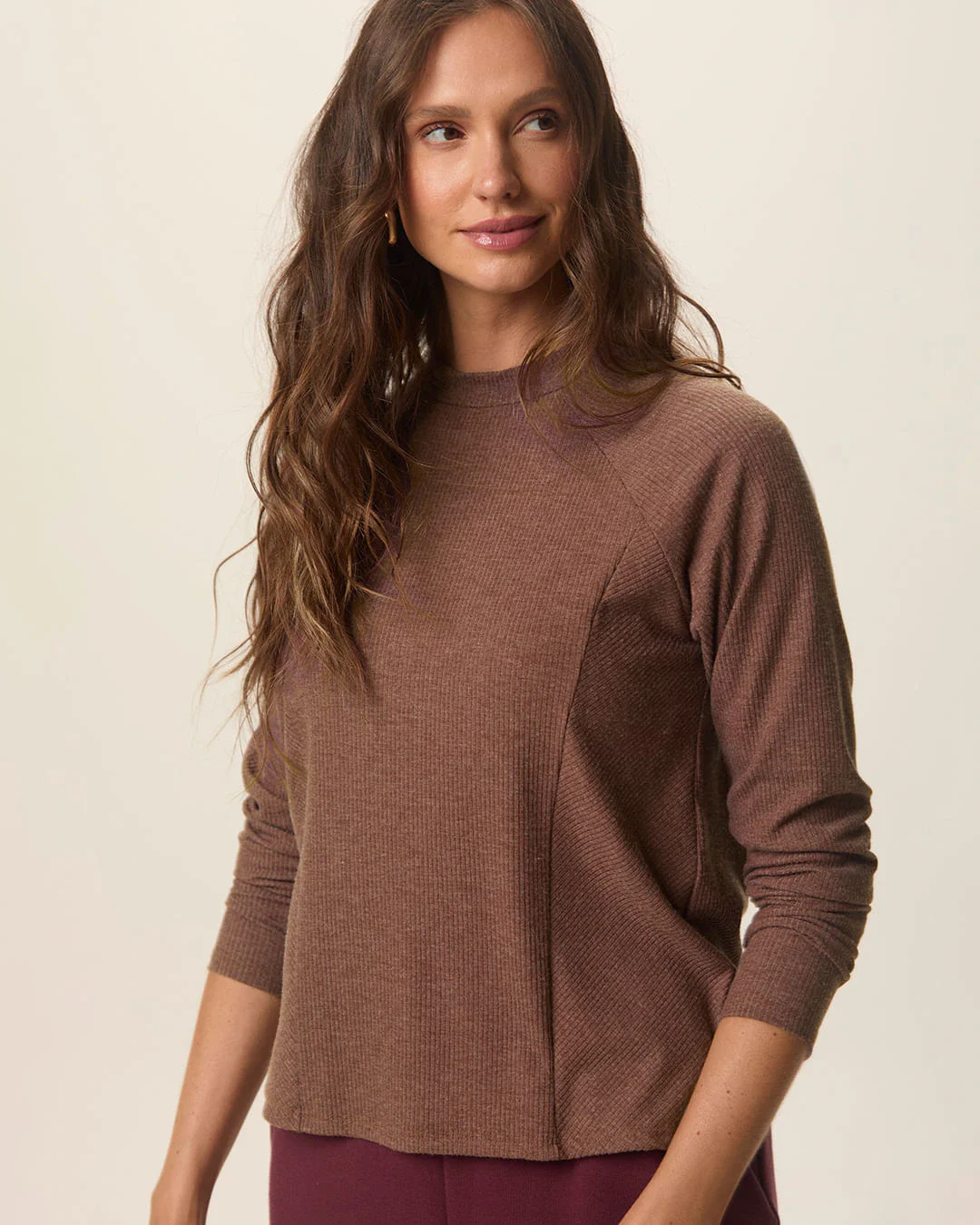 Blusa Ampla Feminina Detalhe Recorte Manga Longa Em Malha Canelada Rajada