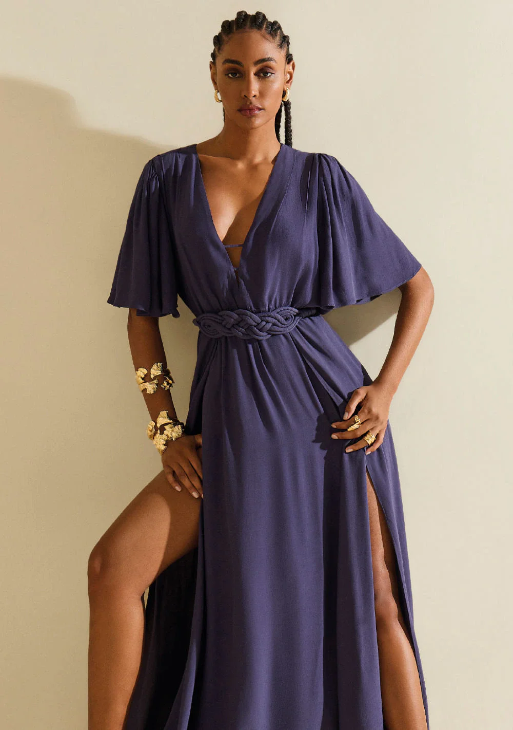 Vestido Morena Rosa Ajustado Decote V Manga Curta Longo Azul Escuro