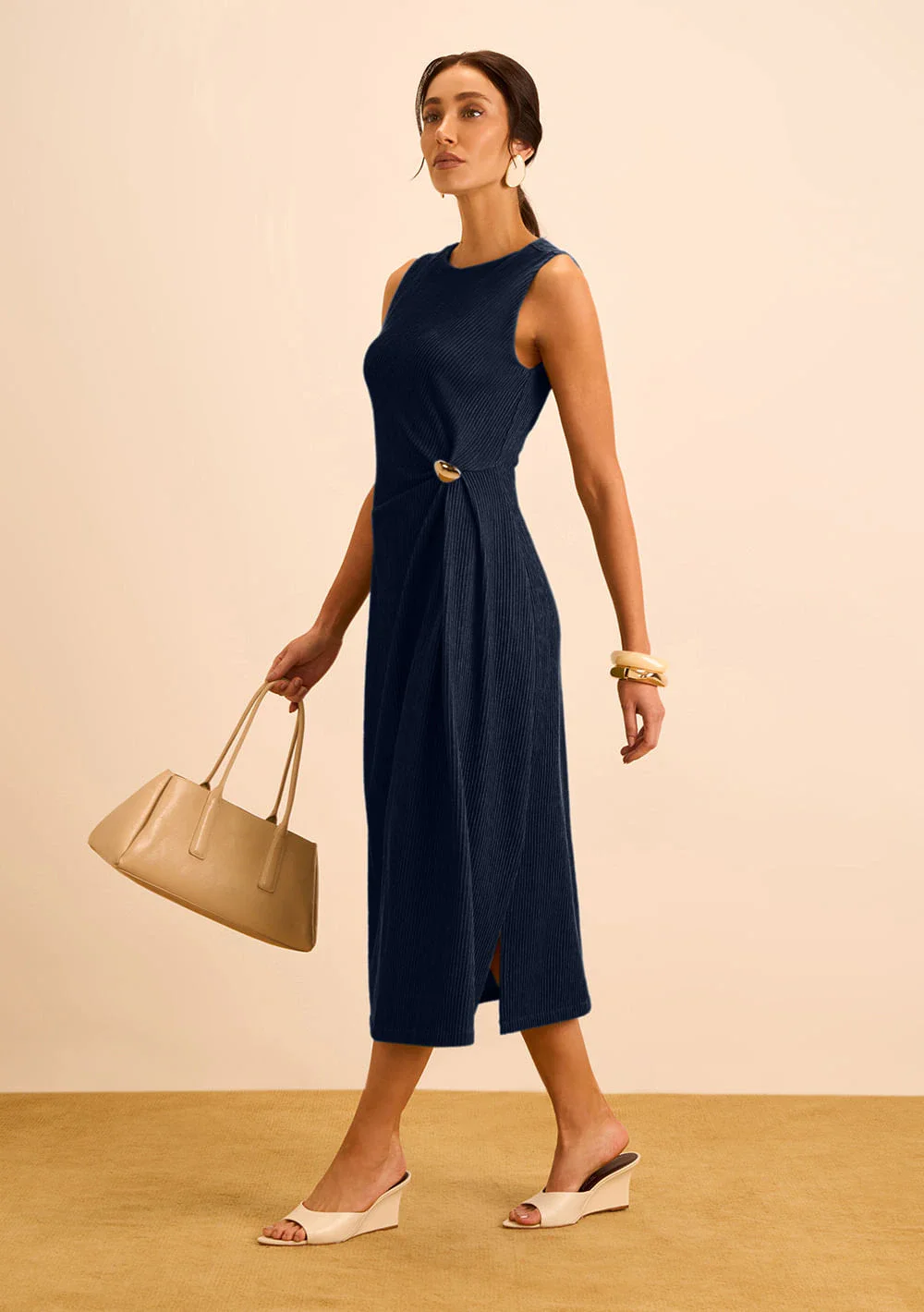 Vestido Maria.Valentina Ajustado Decote Careca Sem Manga Midi Azul Escuro