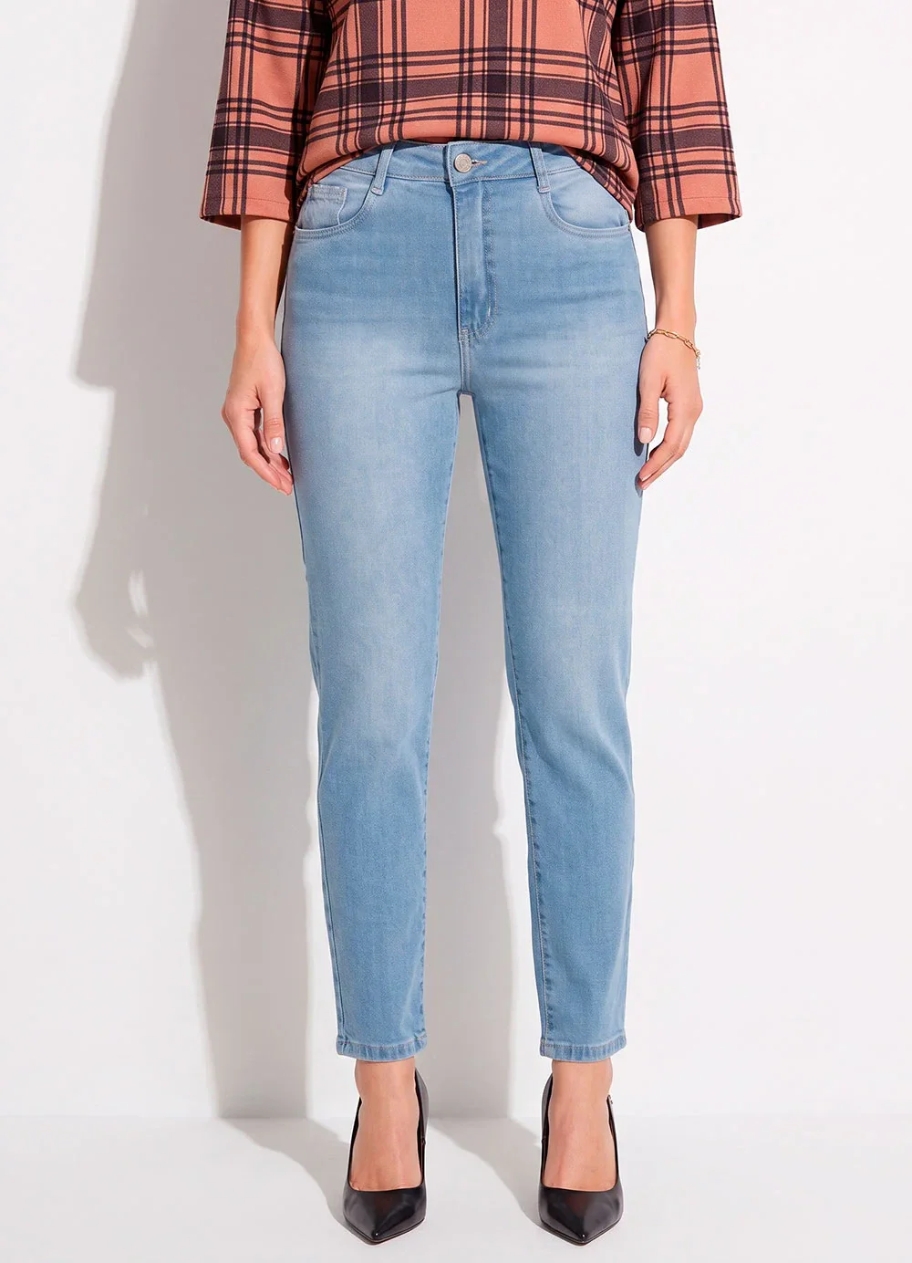 Quintess - Calça Jeans Azul Claro em Jeans