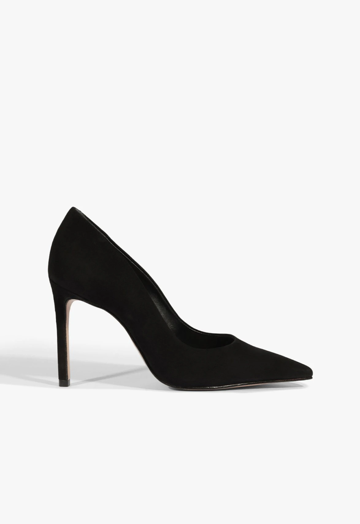 Scarpin Bico Fino Lou Preto
