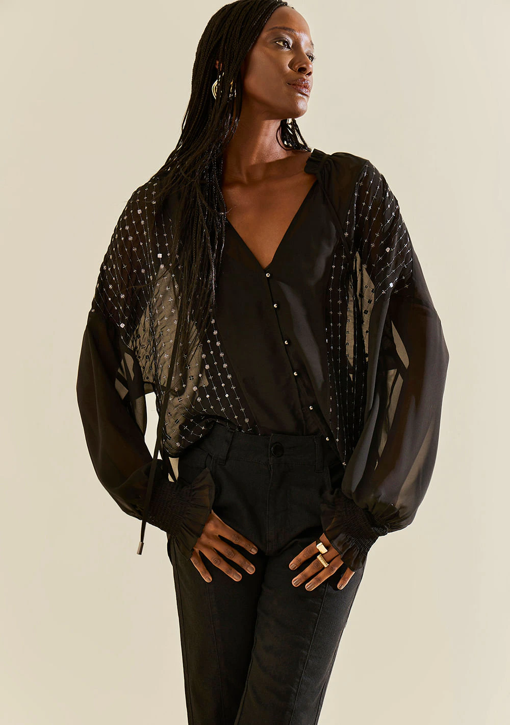 Blusa Morena Rosa Solta Decote V Manga Longa Padrão Preto
