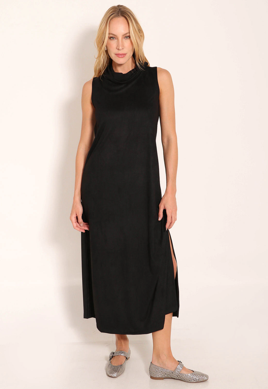 Vestido Suede Midi Evasê Gola Boba