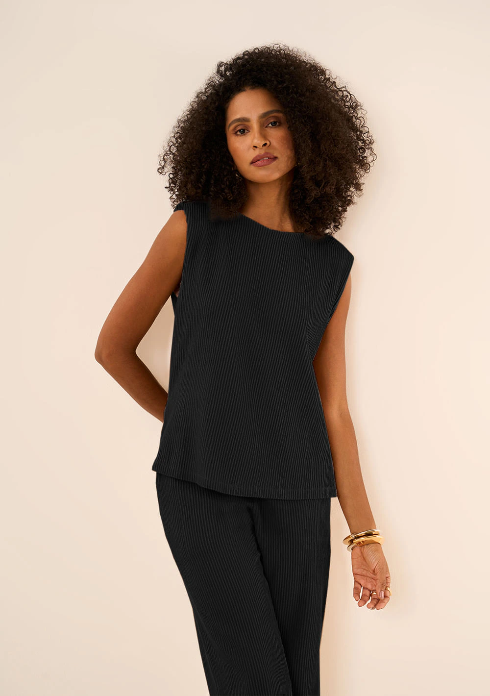 Blusa Maria.Valentina Ajustada Decote Careca Sem Alça Padrão Preto