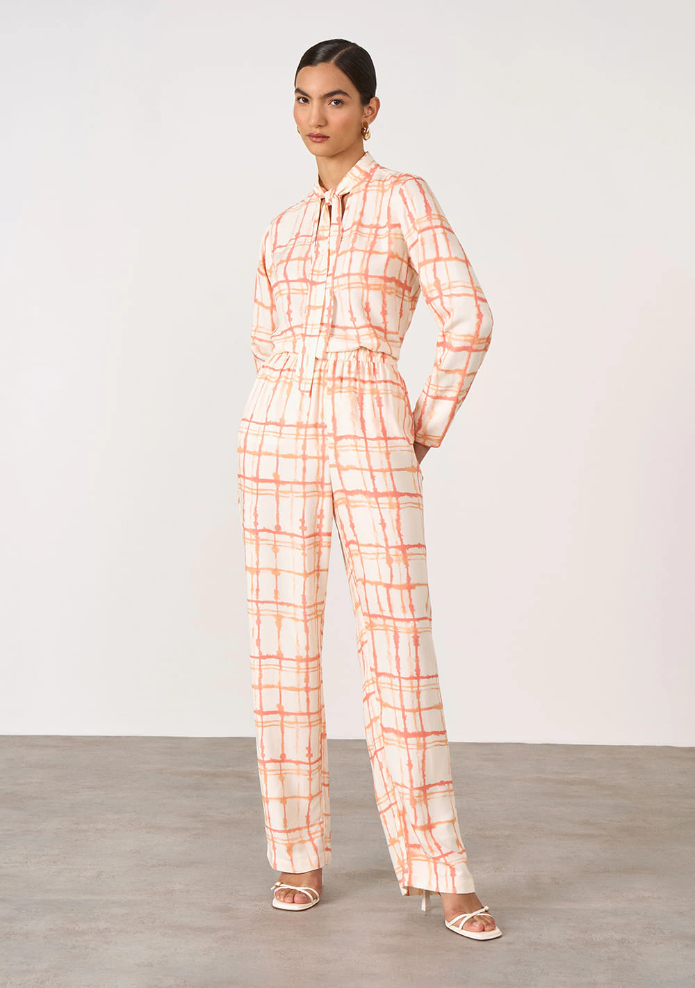 Calça Iódice Reta Cós Alto Com Elástico Off White