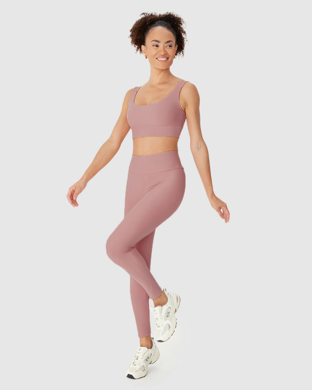 Calça Legging Esportiva Feminina Bolso Costas Em Malha Dry E Proteção UV50+ Malwee Active