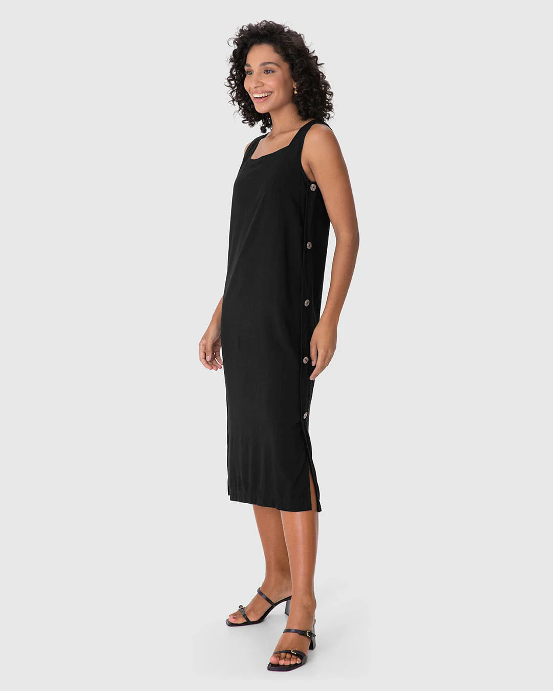 Vestido Midi Feminino Abotoamento Lateral Em Viscose Flamê
