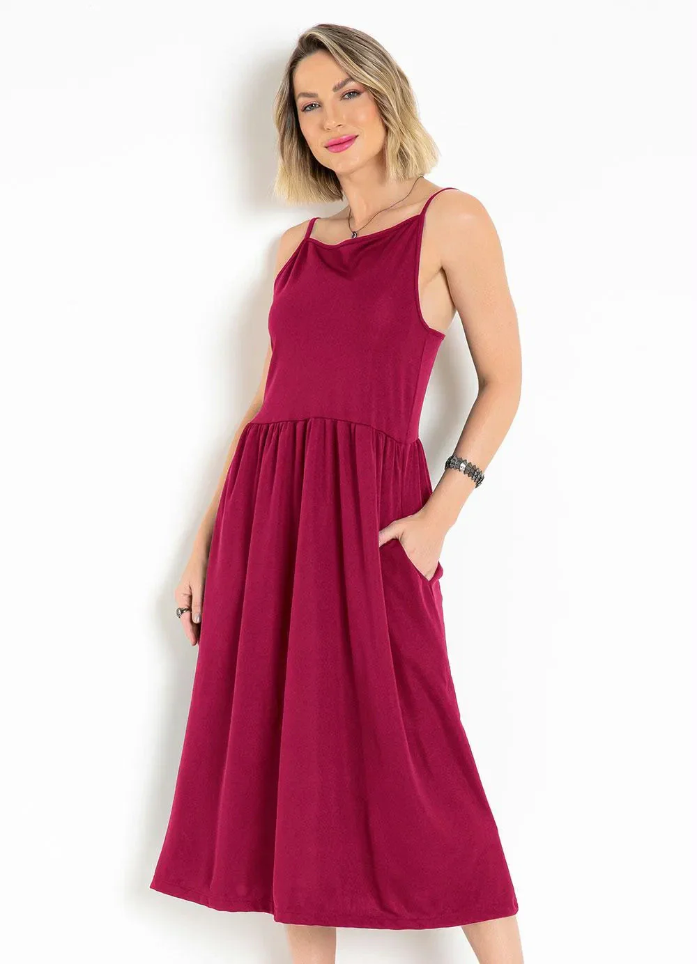 Moda Pop - Vestido Vermelho em Malha