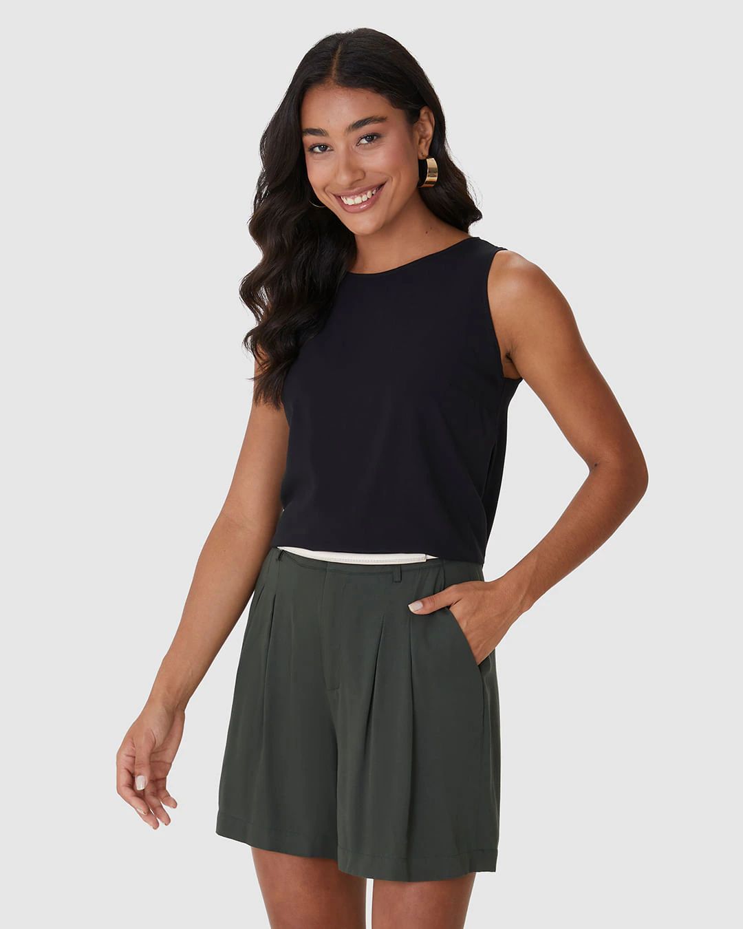 Regata Básica Feminina Long Cropped Alça Larga Em Viscose