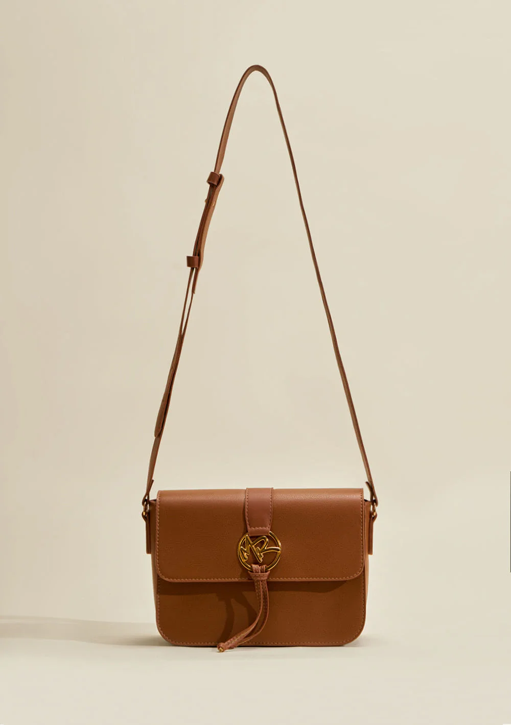 Bolsa Satchel Com Metal Caramelo