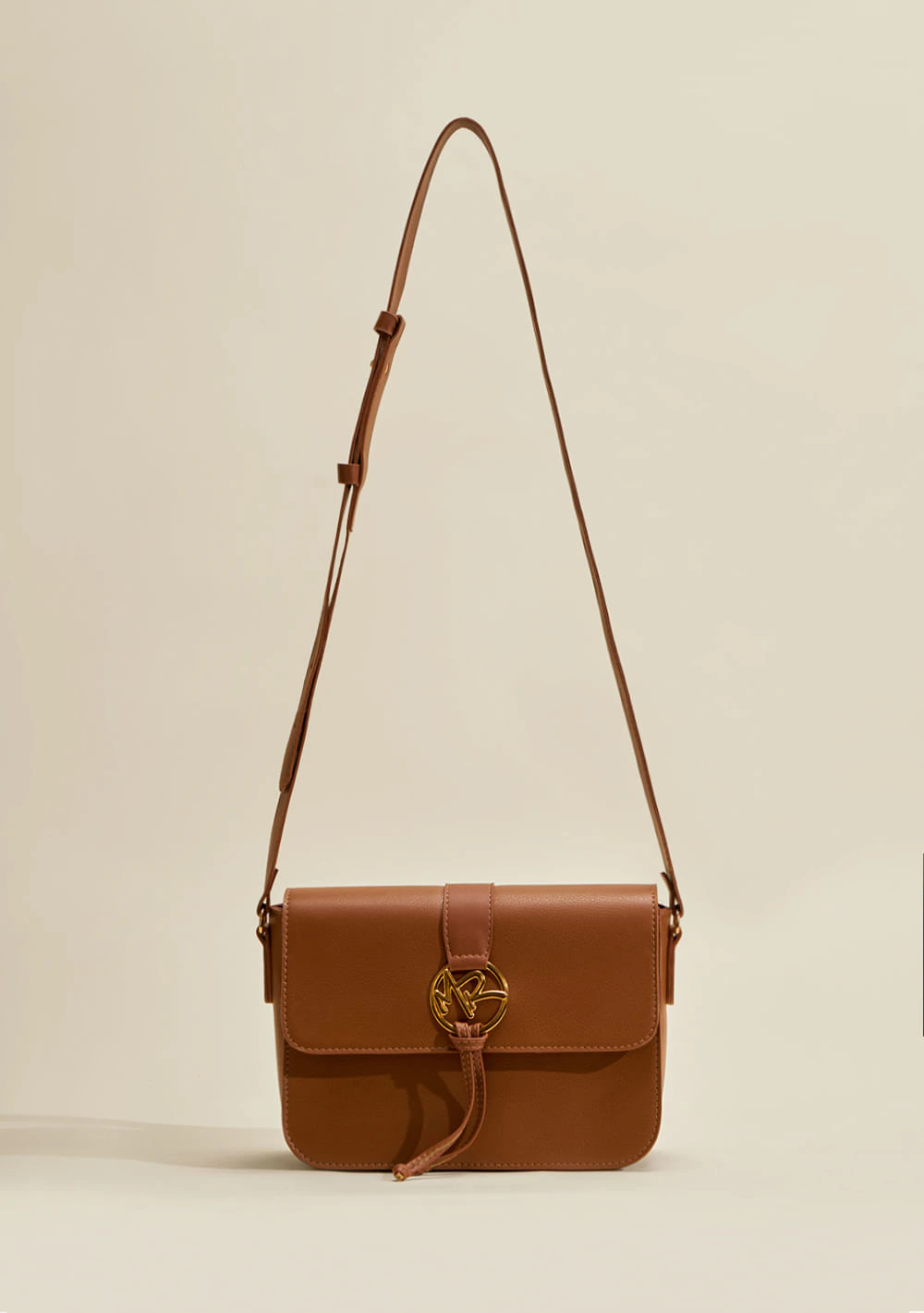 Bolsa Satchel Com Metal Caramelo