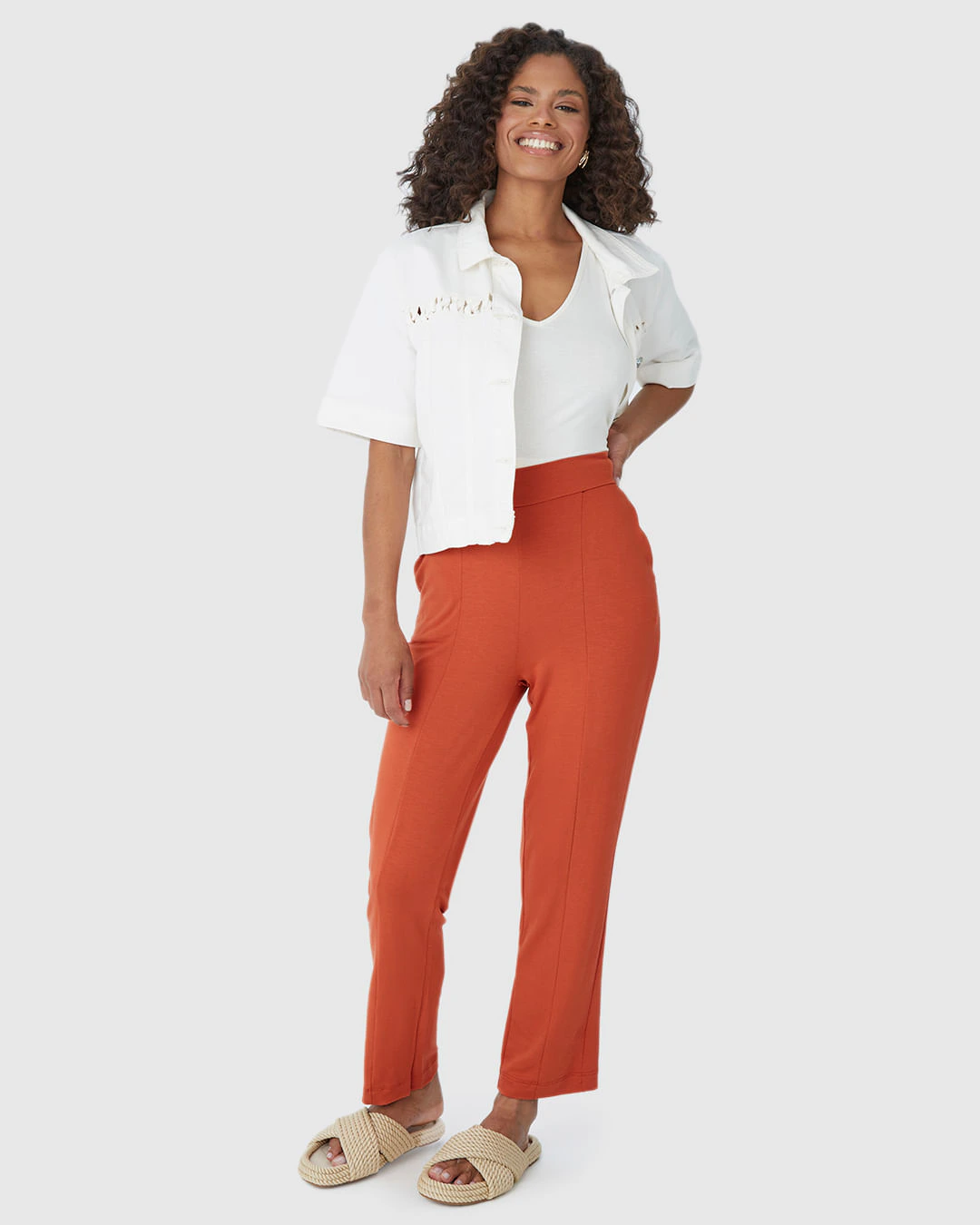 Calça Cigarrete Feminina Bolso Lateral Em Moletinho De Viscose