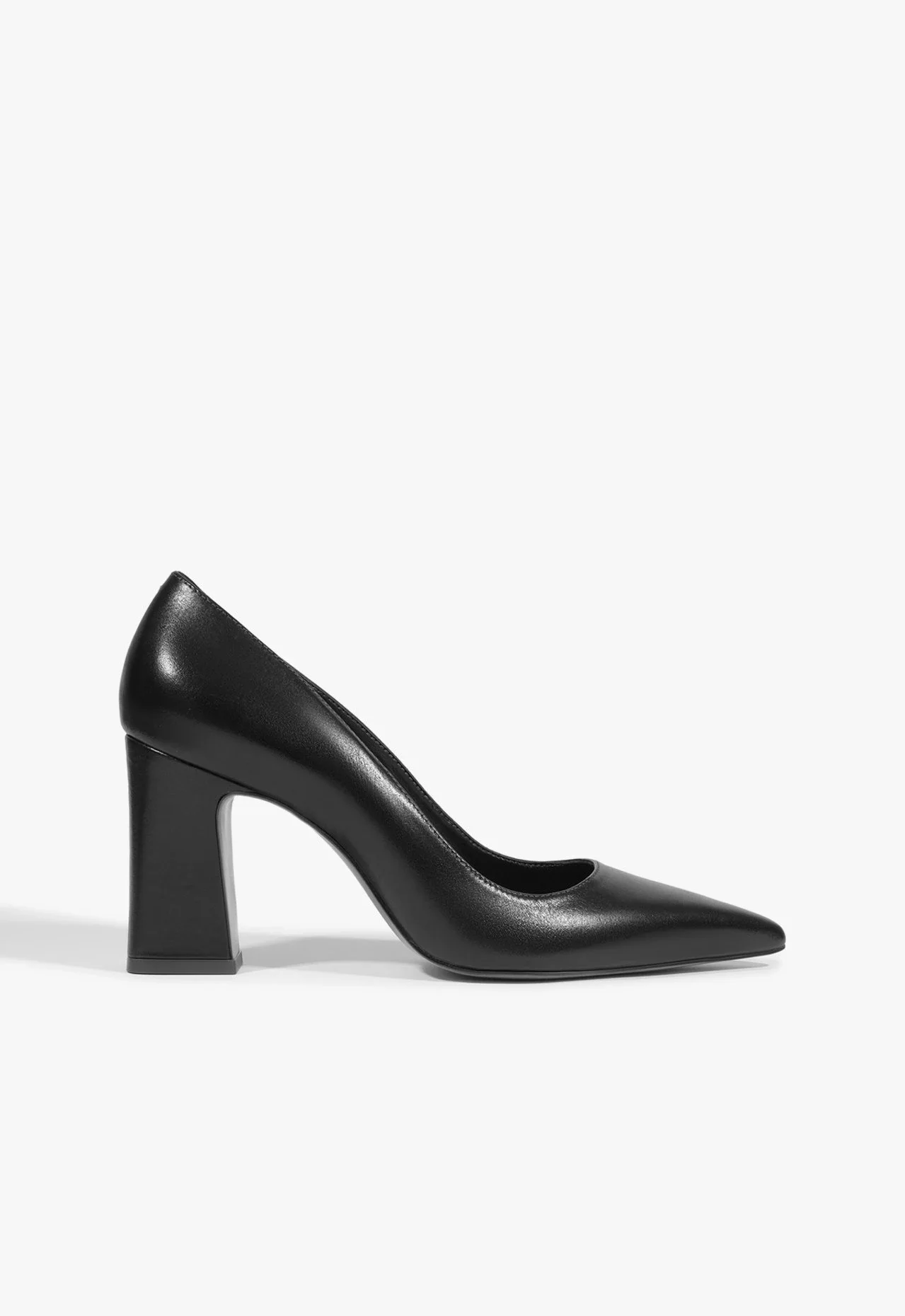 Scarpin Micam Salto Bloco Couro Preto