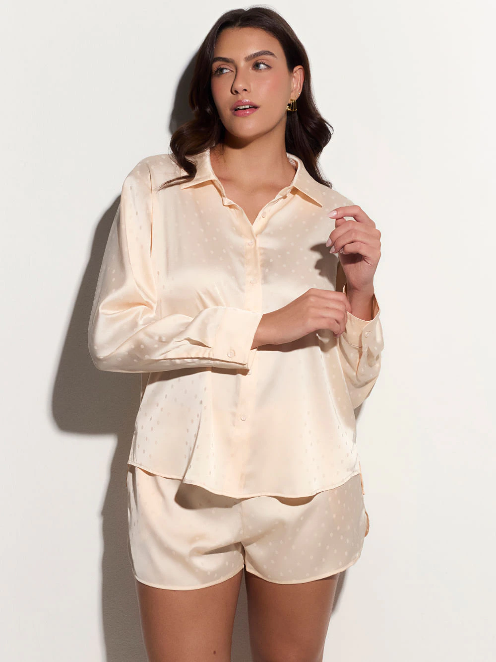 kit Camisa Manga longa e Shorts Cetim Taylor Ecru