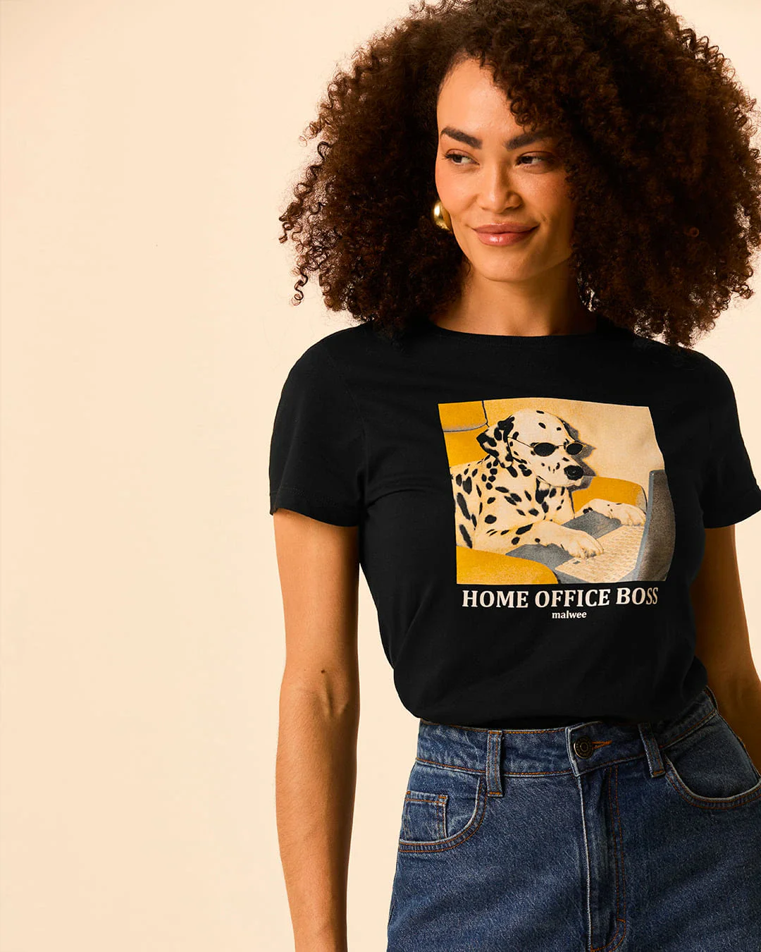Camiseta Feminina Slim Estampa Frontal Colecionável 100% Algodão