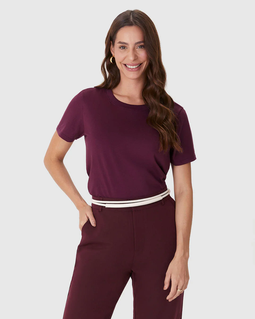 Blusa Básica Feminina Decote Redondo Com Pesponto Em Algodão