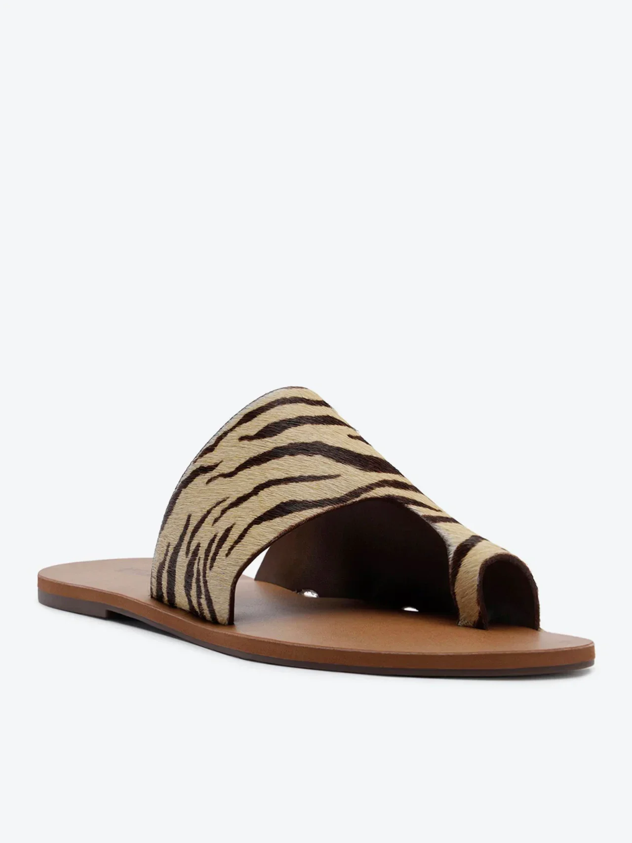 Rasteira Flat Dedo Couro Animal Print