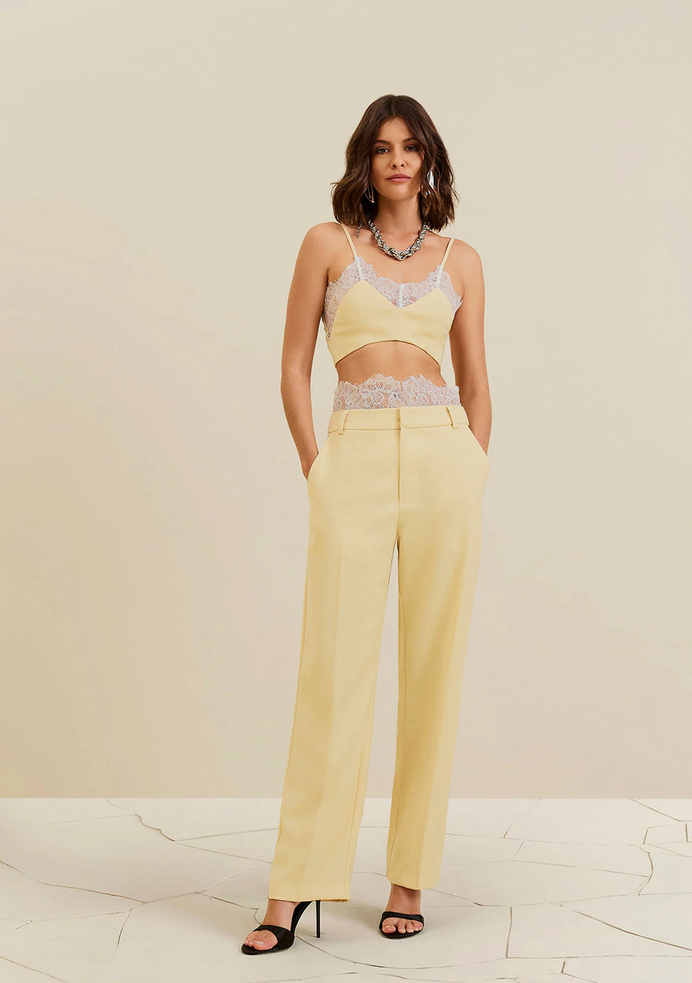 Calça Morena Rosa Reta Média Amarelo