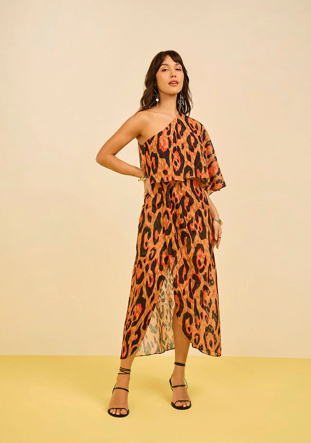 Vestido Zinco Ajustado Um Ombro Só Sem Manga Midi Marrom