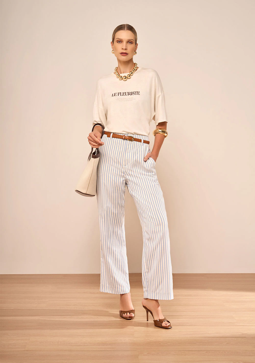 Camiseta Oversized Gardênia Off White