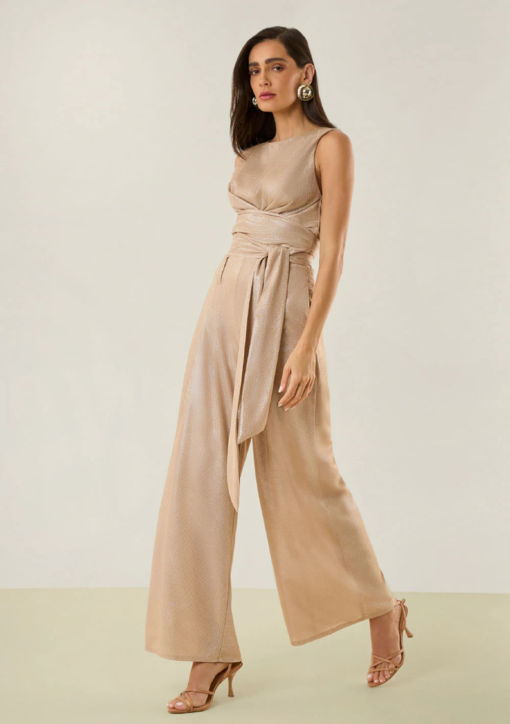 Regata Maria.Valentina Ajustada Decote Canoa Cropped Bege Claro