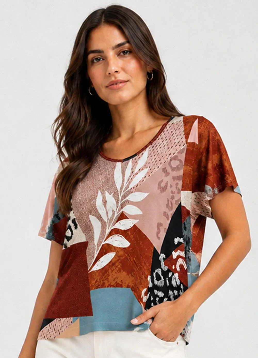 Infinita Cor - Blusa Feminina em Malha de Viscose Marrom