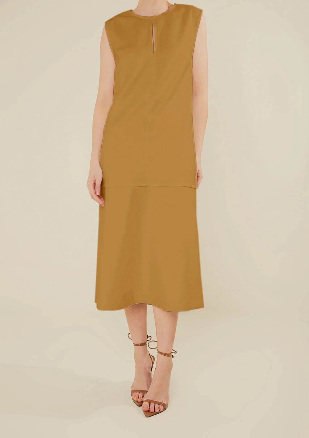 Vestido Morena Rosa Solto Decote Careca Sem Manga Midi Amarelo