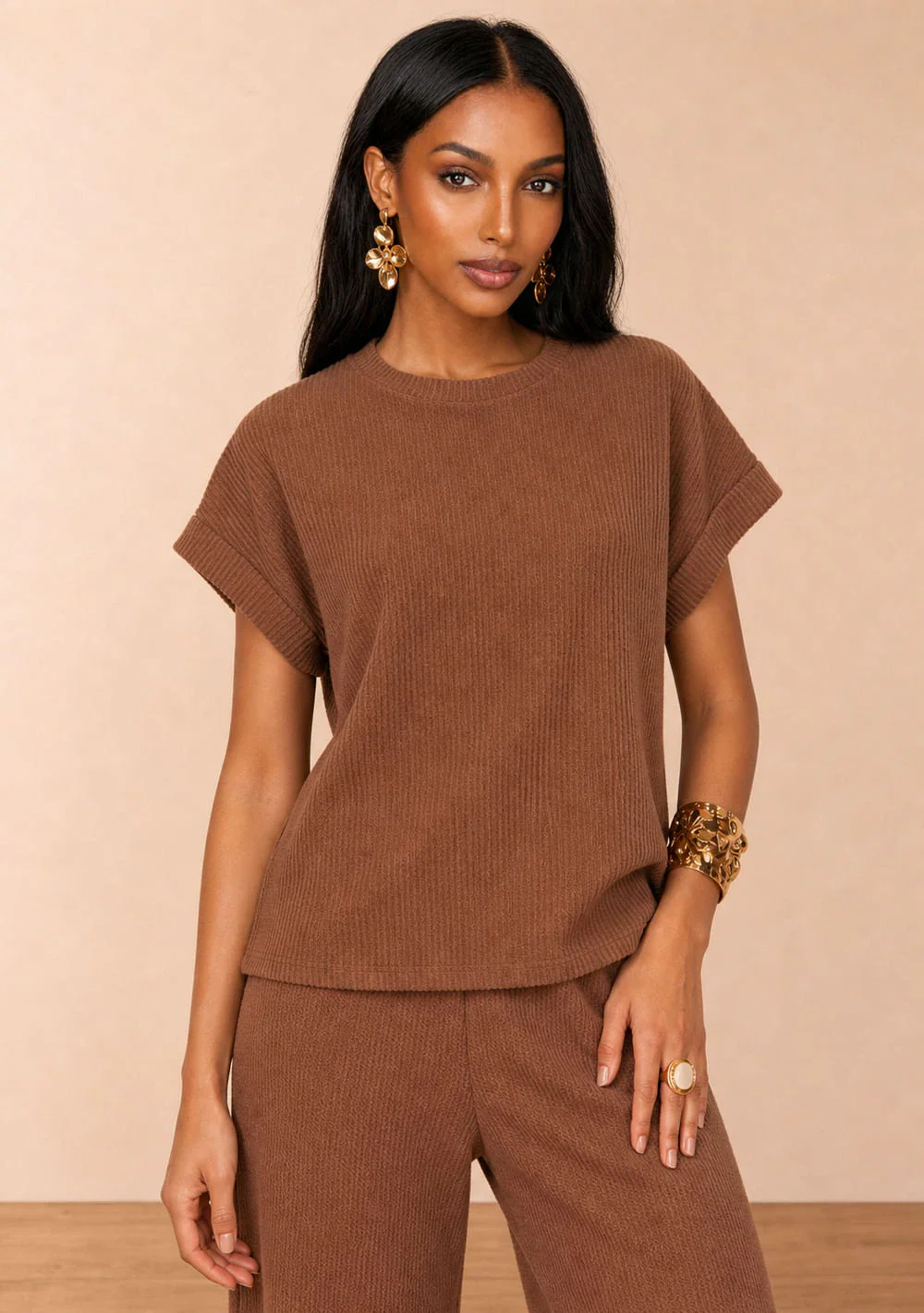 Blusa Maria.Valentina Solta Decote Careca Manga Curta Padrão Marrom