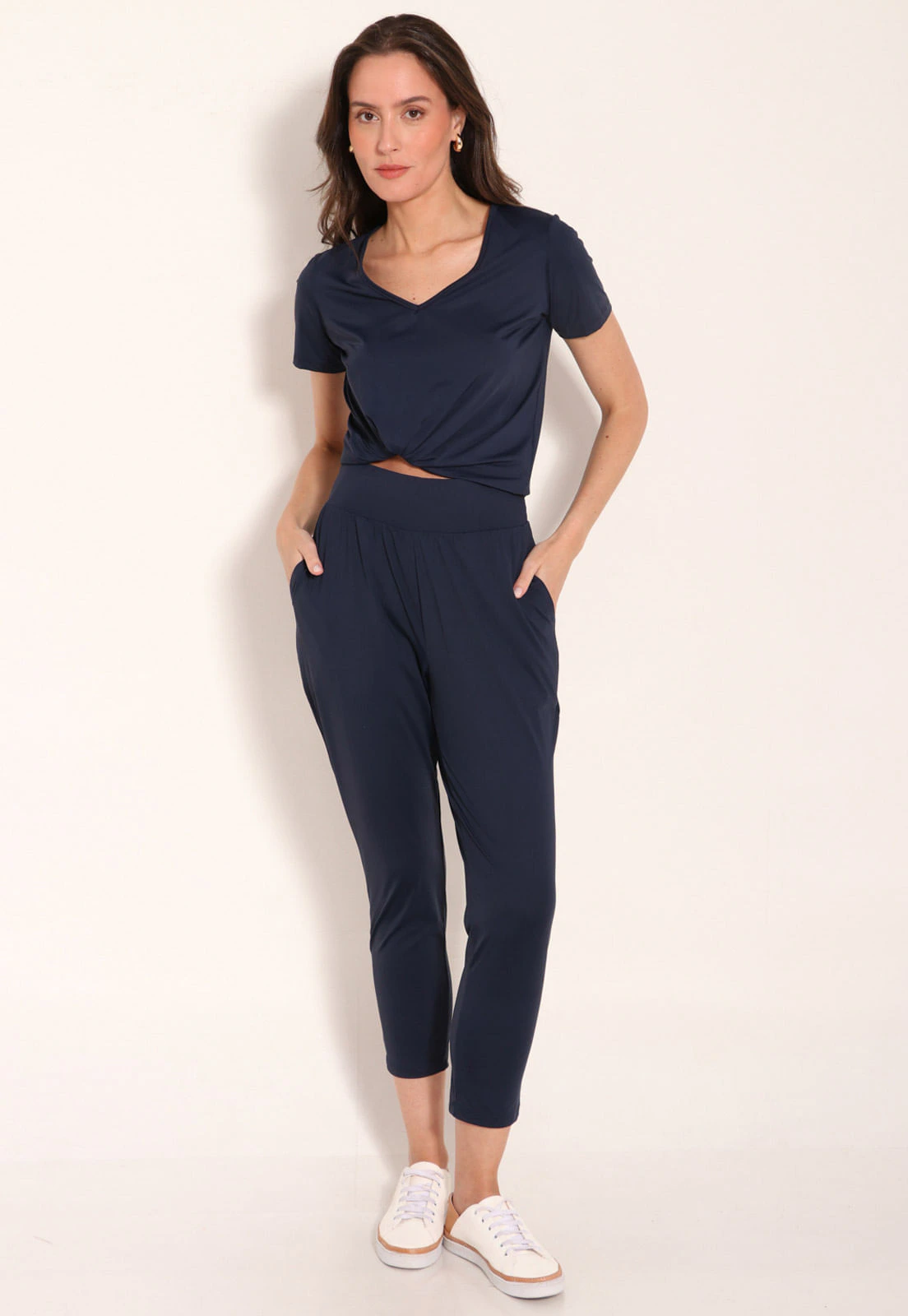 Calça Feminina Fluxy Cós Largo com Bolsos