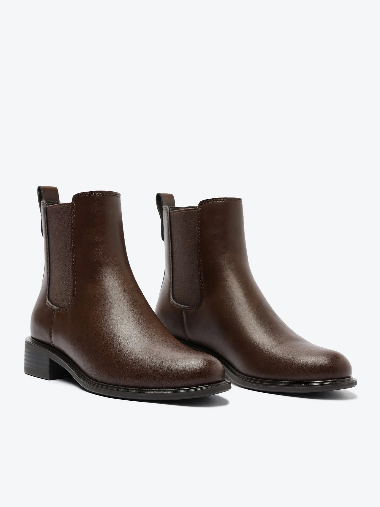 Bota Cano Curto Chelsea Marrom