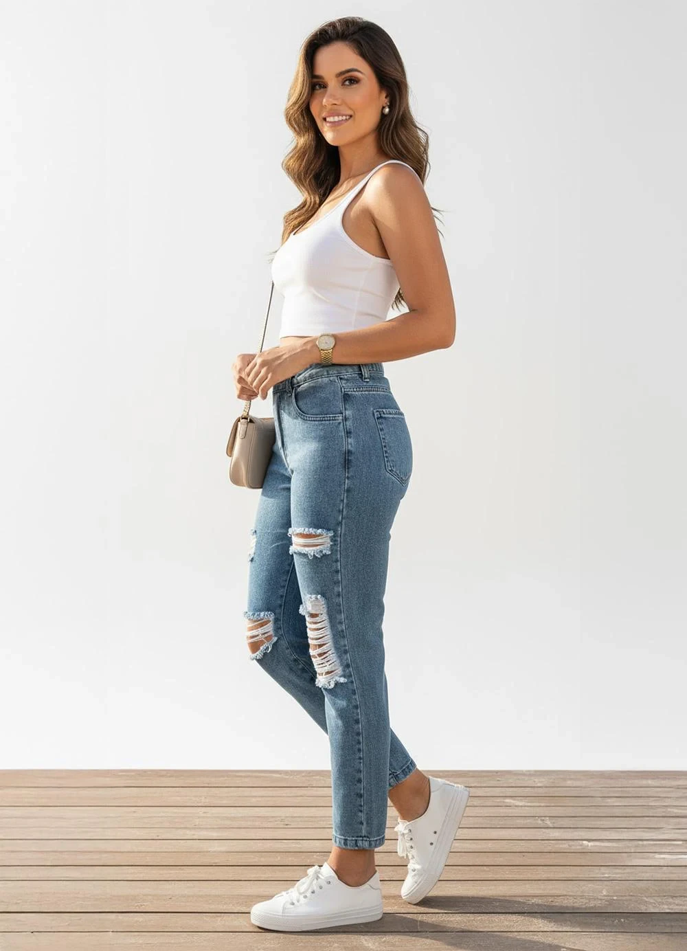 Quintess - Calça Jeans Claro com Rasgados e Bolsos