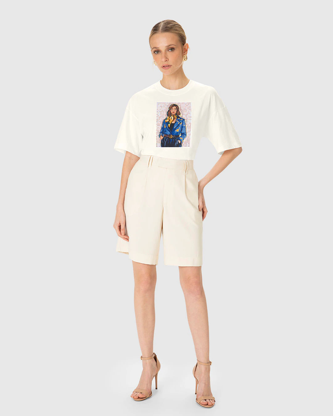 Camiseta Ampla Feminina Manga Curta Ilustração Mulher Em Algodão - ENFIM