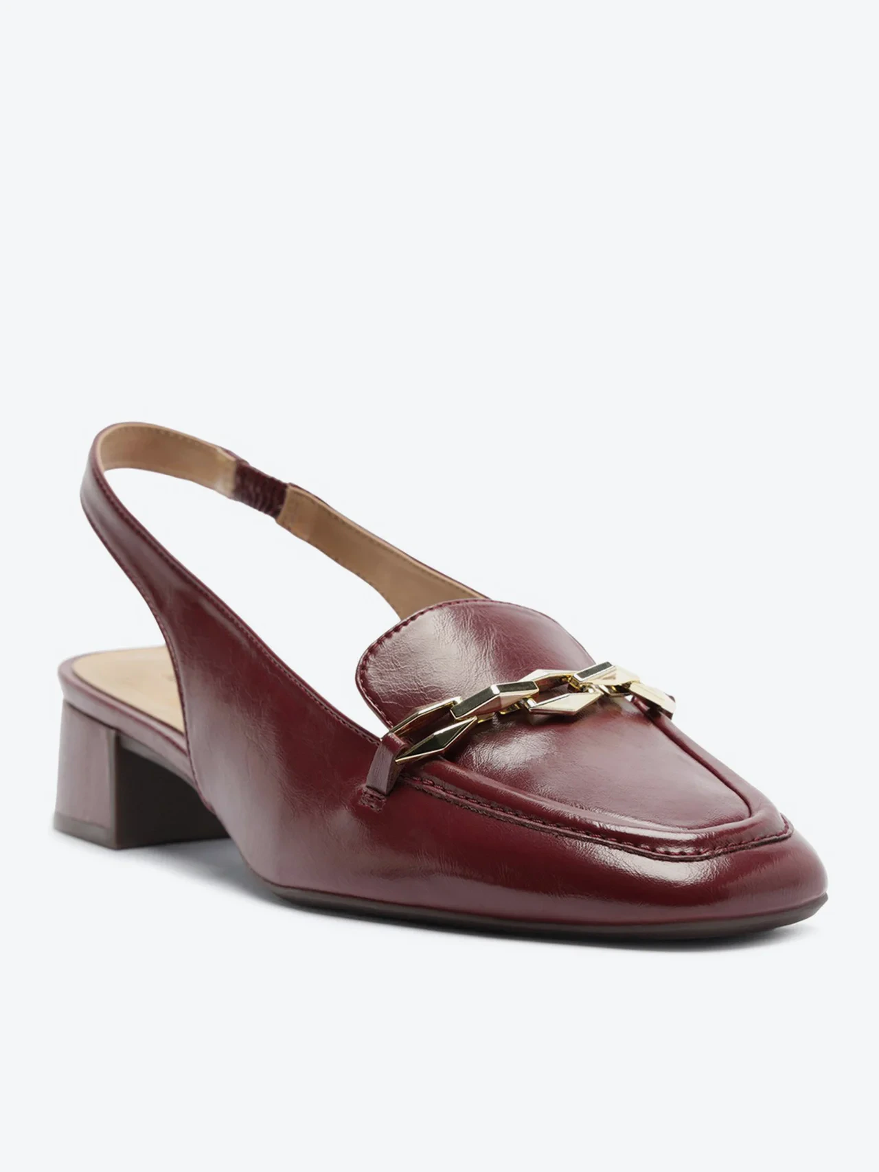 Mocassim Slingback Salto Bloco Corrente Vermelha