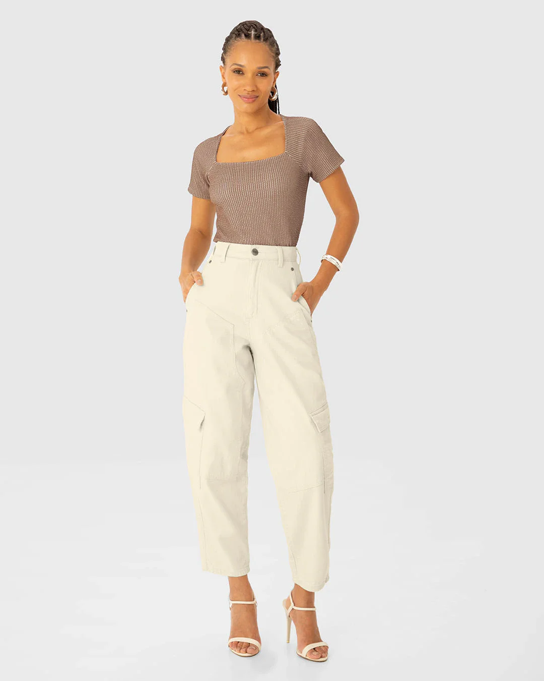 Calça Feminina Barrel Cargo Em Sarja Com Elastano - ENFIM