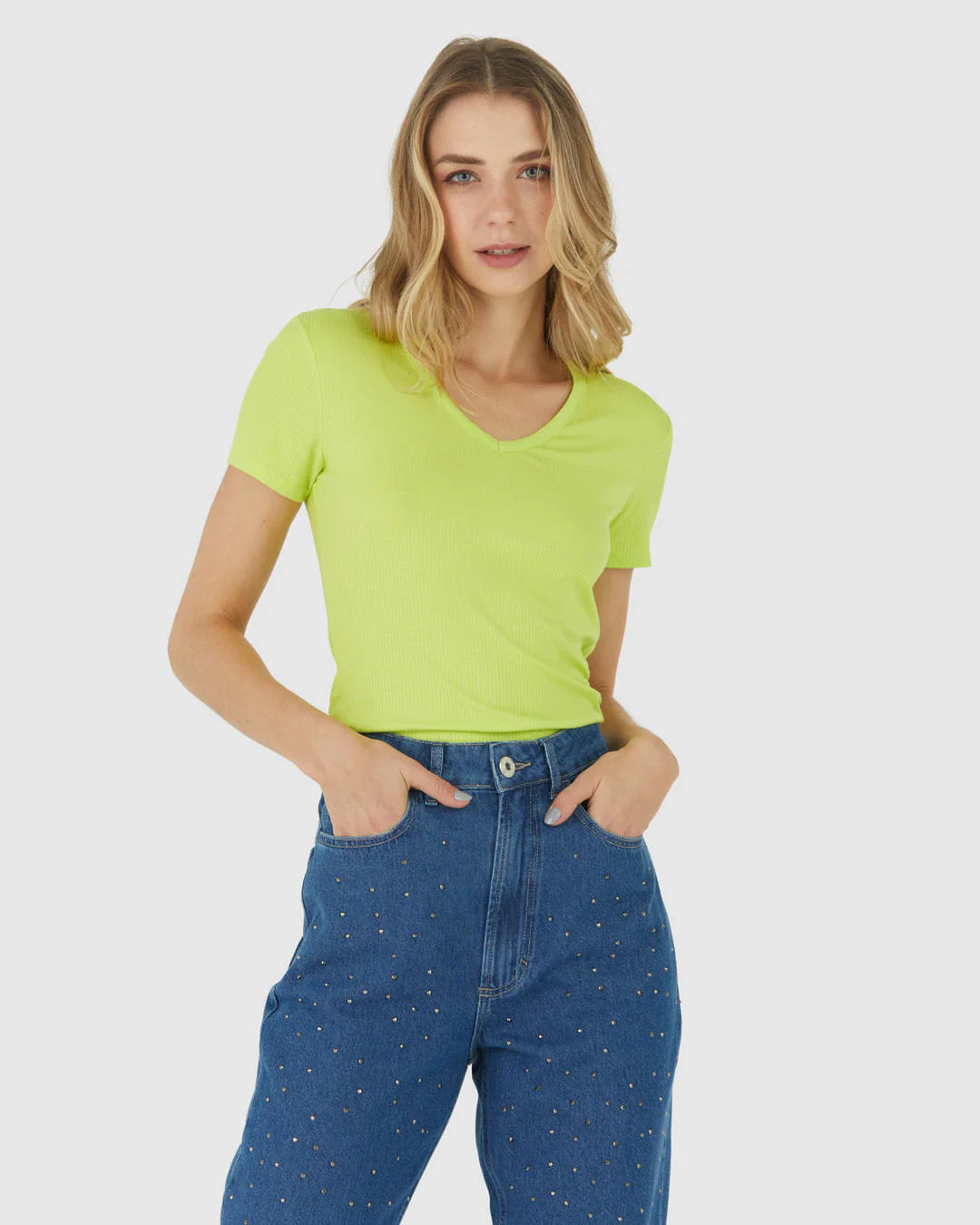 Blusa Básica Feminina Decote V Em Malha Canelada