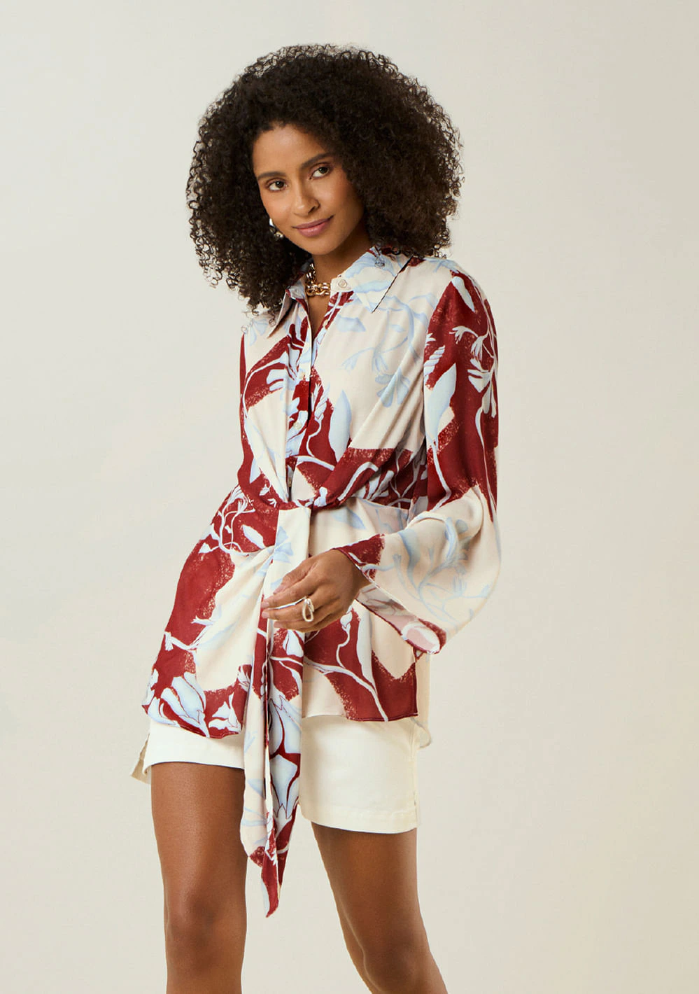 Camisa Maria.Valentina Solta Gola Tradicional Manga Longa Padrão Marrom