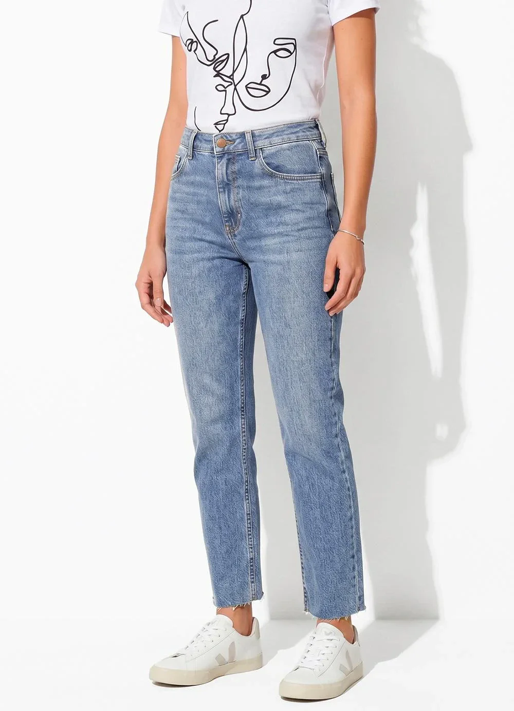 Sawary Jeans - Calça Reta Jeans Claro com Bolsos Sawary
