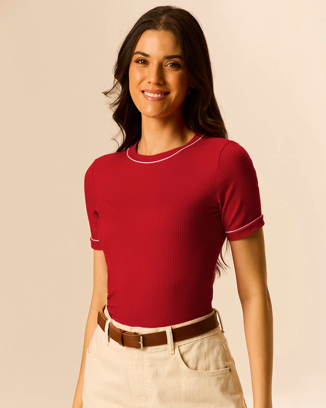 Blusa Básica Feminina Costura Contraste Em Malha Viscose Canelada