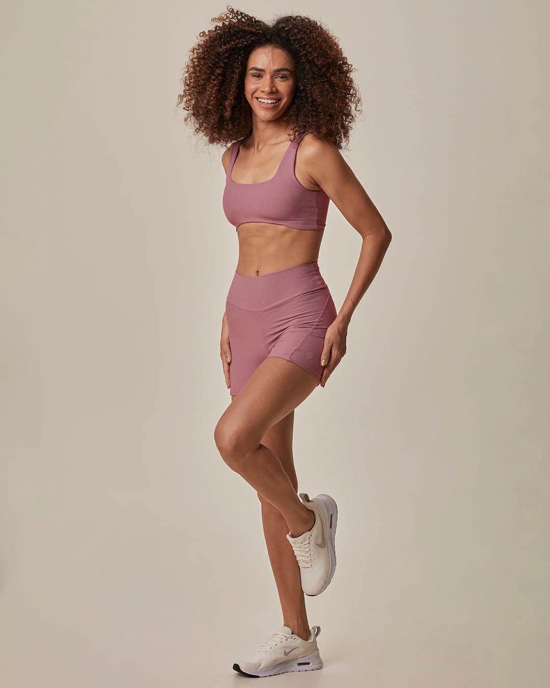 Shorts Esportivo Feminino Justo Em Malha Poliamida Creponada Malwee Active