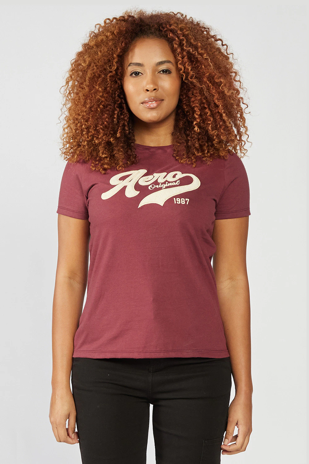 Camiseta Manga Curta Feminina Bordada Aeropostale - Vinho