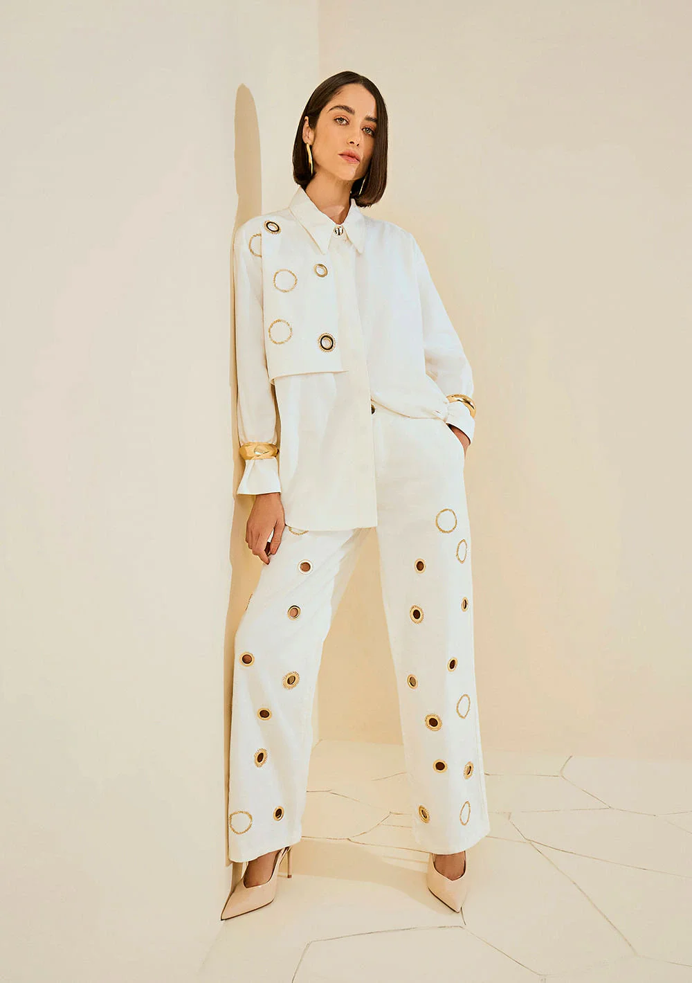 Conjunto Morena Rosa Camisa Manga Longa Calça Wide Cintura Média Off White