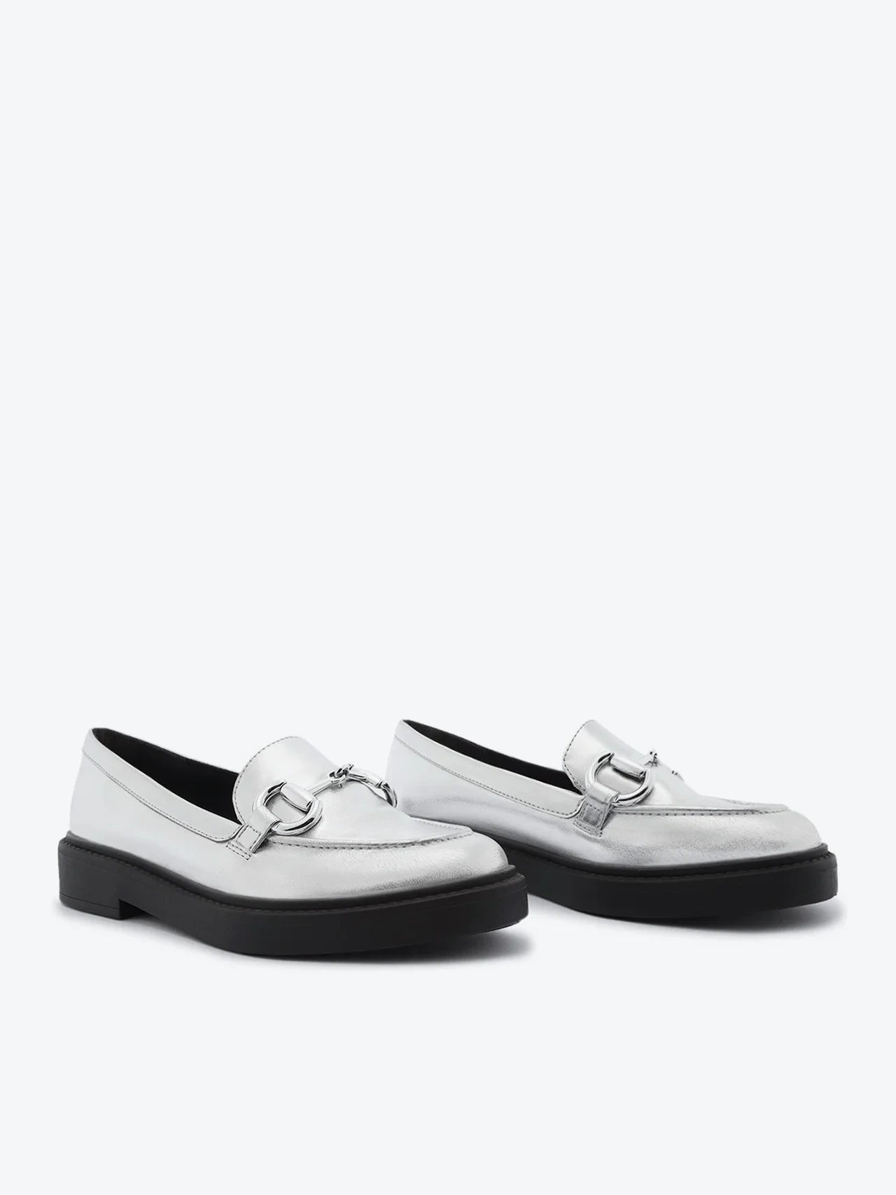 Mocassim Bridão Bold Monocolor Prata
