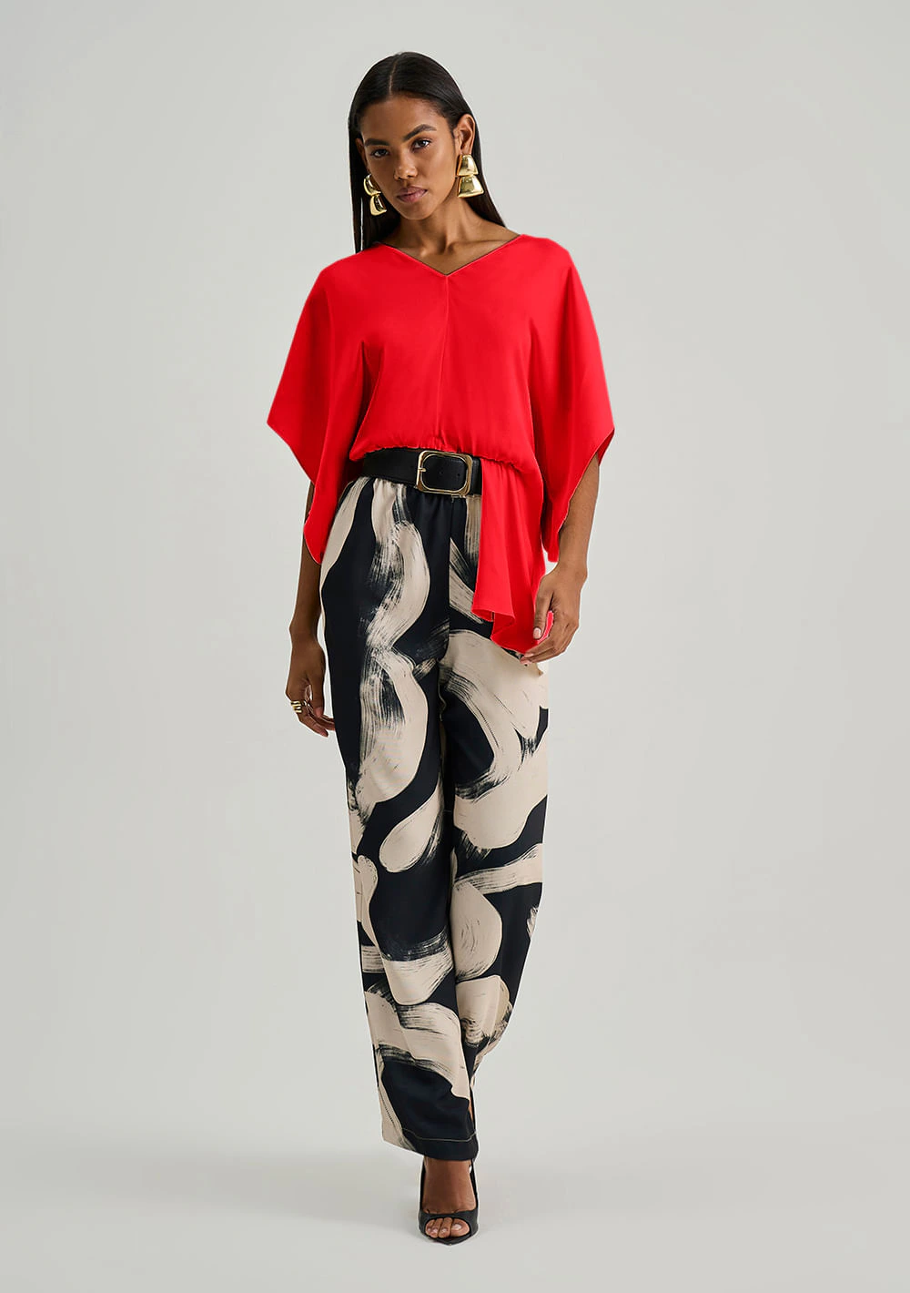 Blusa Iódice Solta Decote V Manga Curta Cropped Vermelho