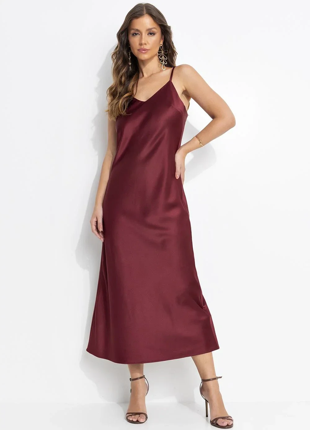 Quintess - Vestido Slip Dress Bordô em Crepe Plano