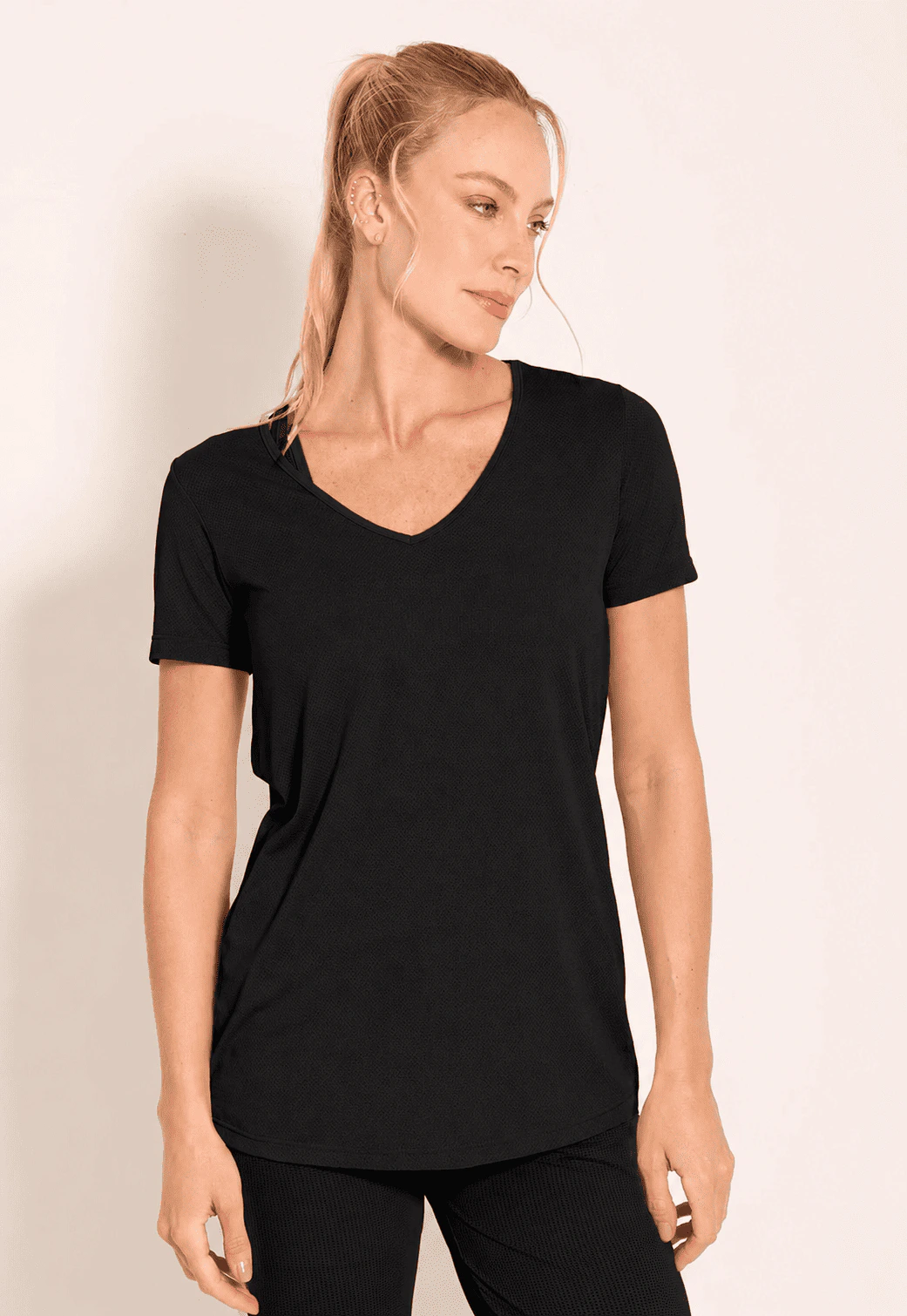 Camiseta Ftiness Sting Mullet Decote em V