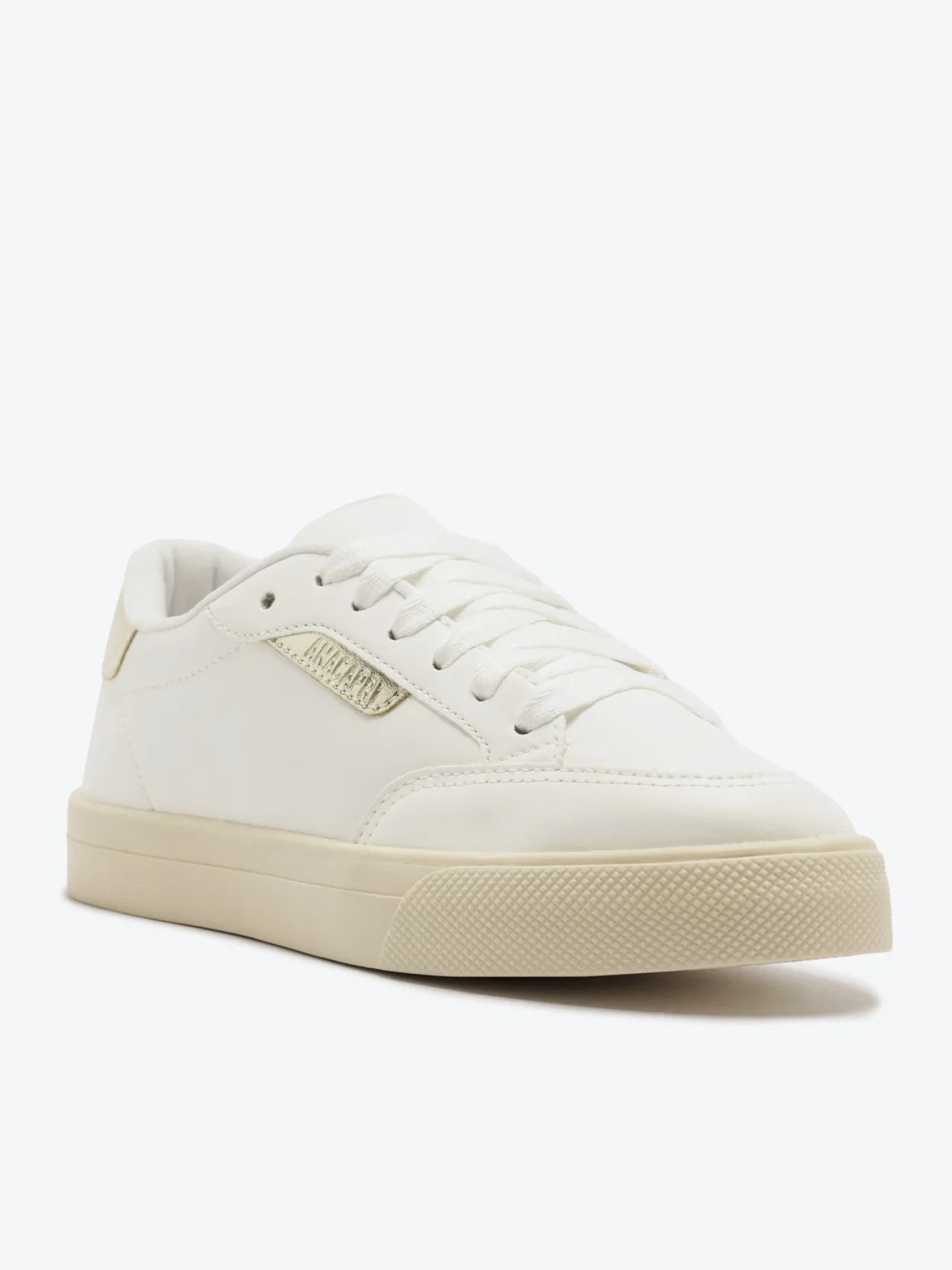 Tênis Minimalist Dourado