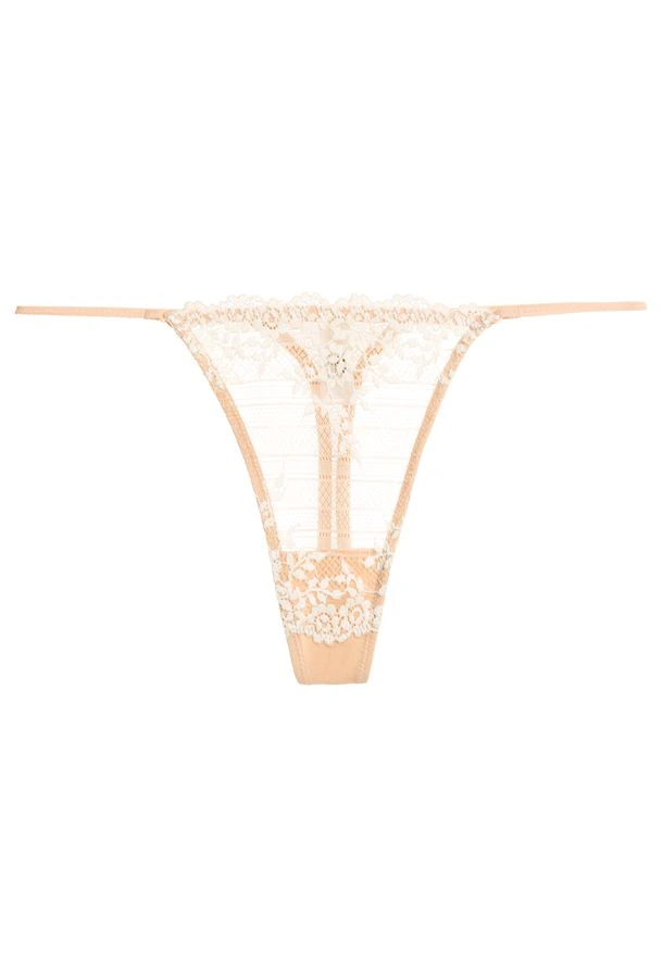 Calcinha Fio String Renda Embrace Lace Wacoal Nude