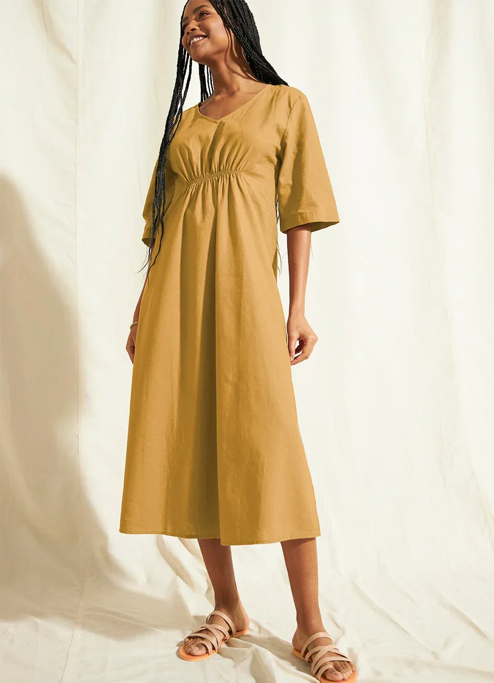 bonprix - Vestido Amarelo Escuro em Linho