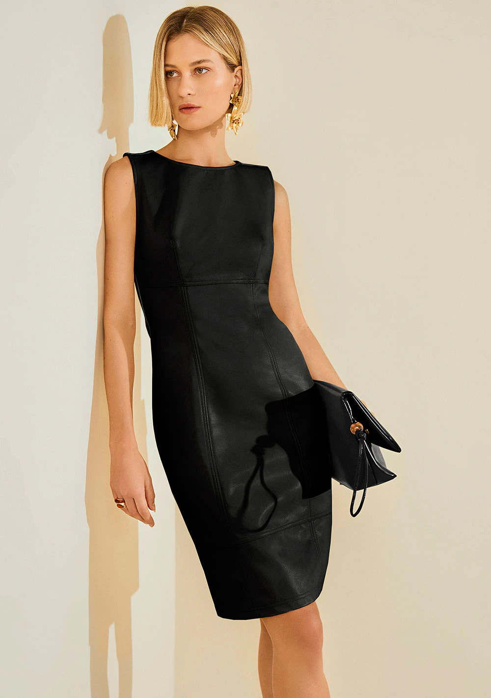 Vestido Morena Rosa Ajustado Decote V Sem Manga Midi Preto